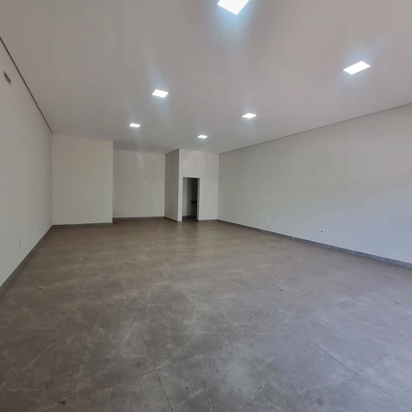 #321 - Conjunto Comercial para Venda em Urânia - SP