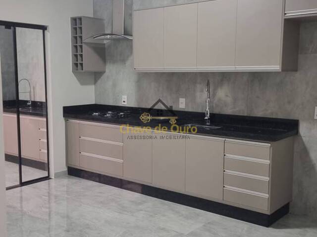 Casa para Venda em Jales - 4