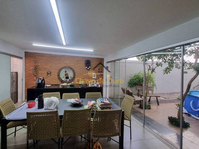 Casa para Venda em Jales - 4