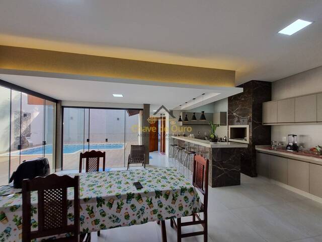 Casa para Venda em Jales - 2
